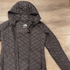 used North Face long coat